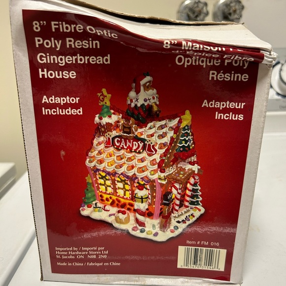 8” Fibre Optic Poly Resin Gingerbread House - Picture 4 of 4